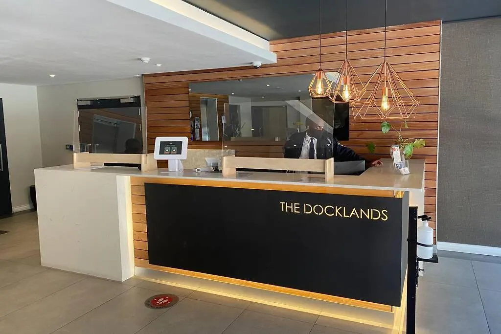Modern Apartment In The Docklands, De Waterkant, Cape Town Stunning Views, Gorgeous Pool Deck